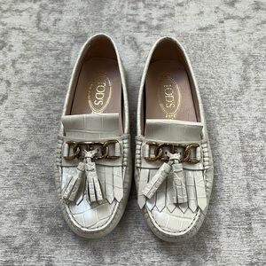 Tod's Croc Embossed Leather Tassel Fringe Detail Loafers Size 37.5 (EU) / 7 (US)